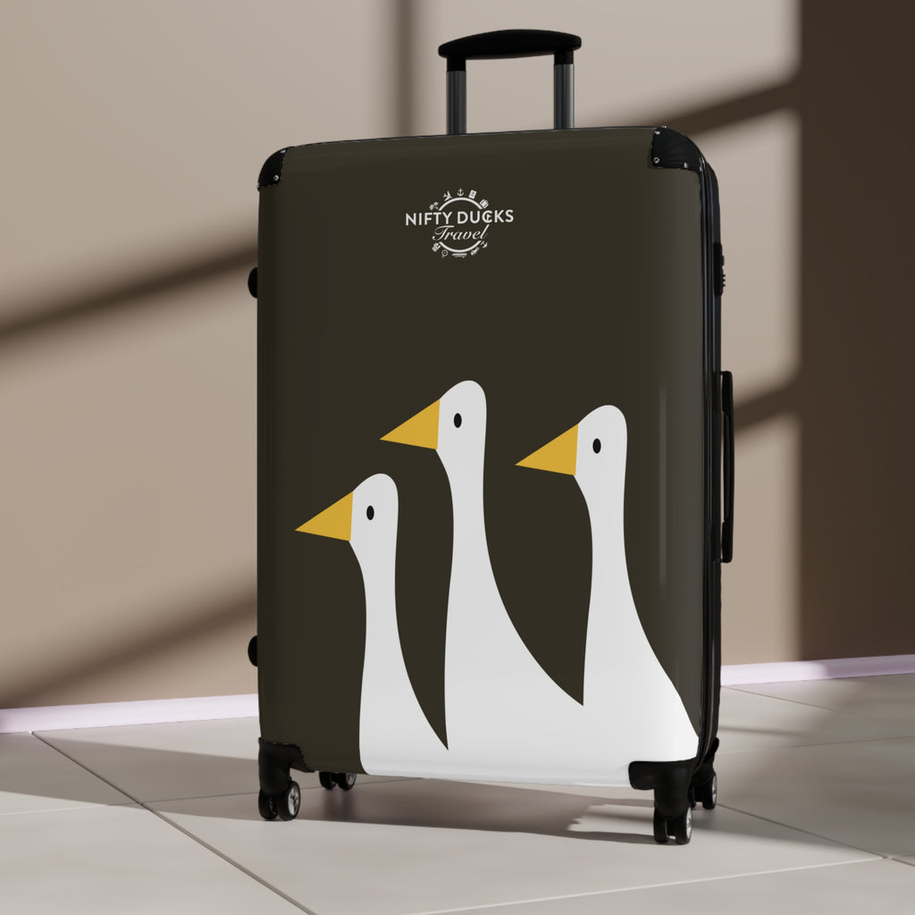 Traveling Ducks - Stylish Luggage for Adventurers - Signature Brown