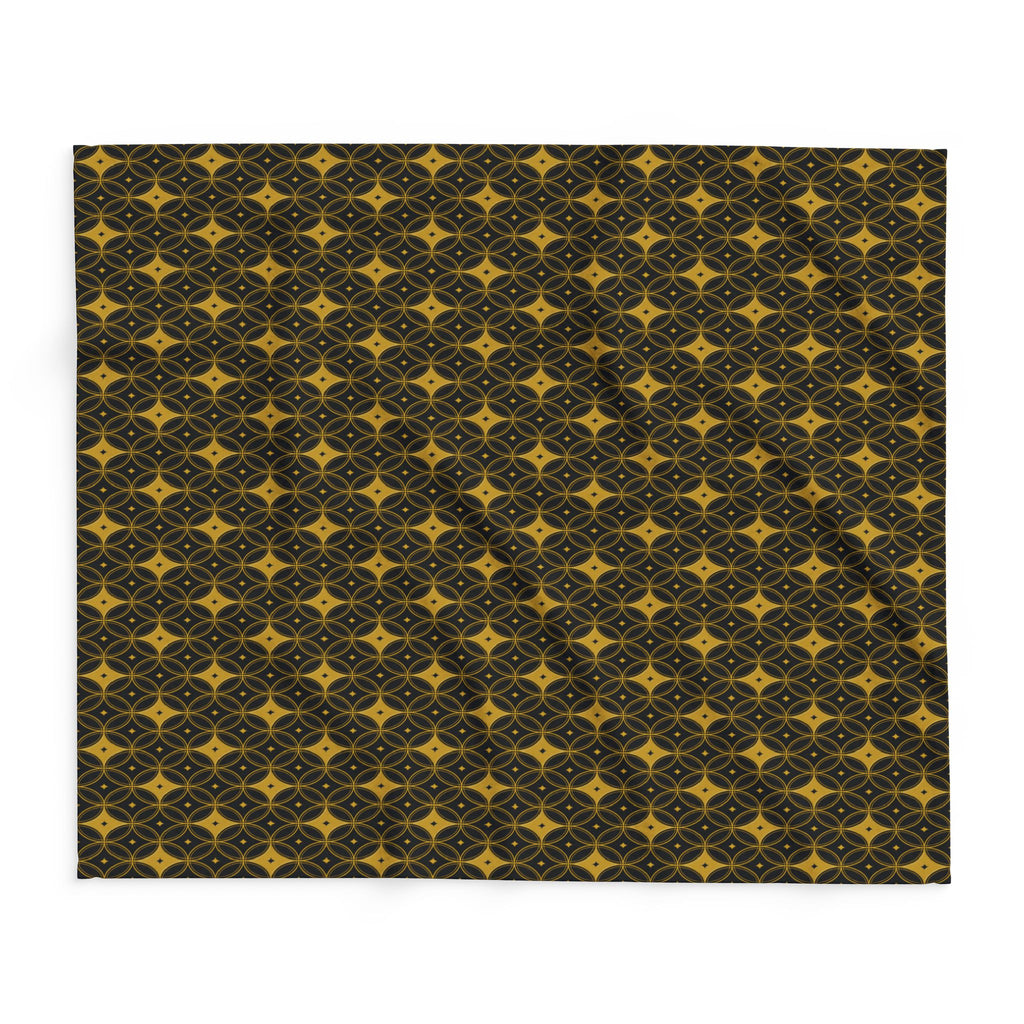 Virella - Black - Gold - Cozy Arctic Fleece Blanket - Festive Holiday Throw